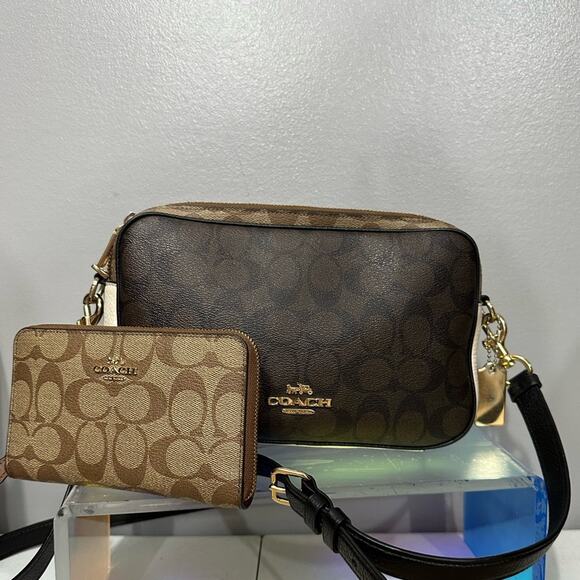 Coach Jes Signature Leather Crossbody Camera Bag + matching wallet MSRP $578 - Picture 11 of 16